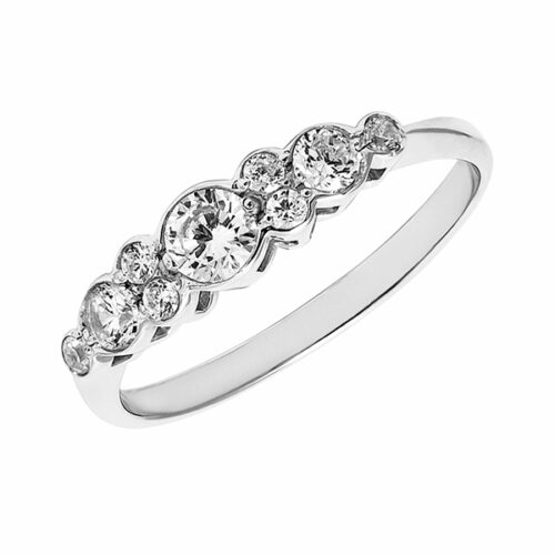 Кольцо из серебра 925 пробы с фианитом