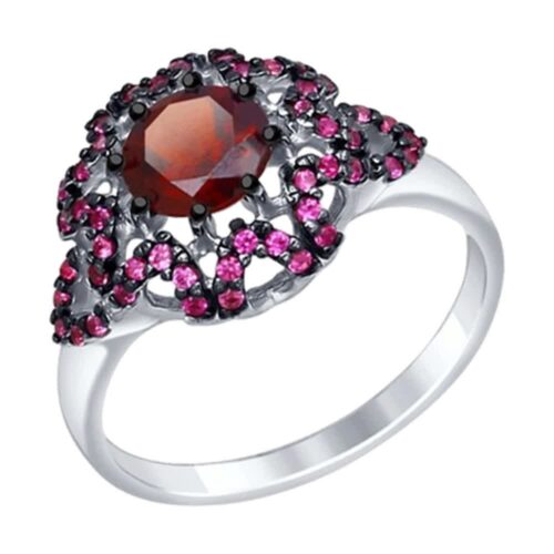 Кольцо из серебра 925 пробы с гранатом