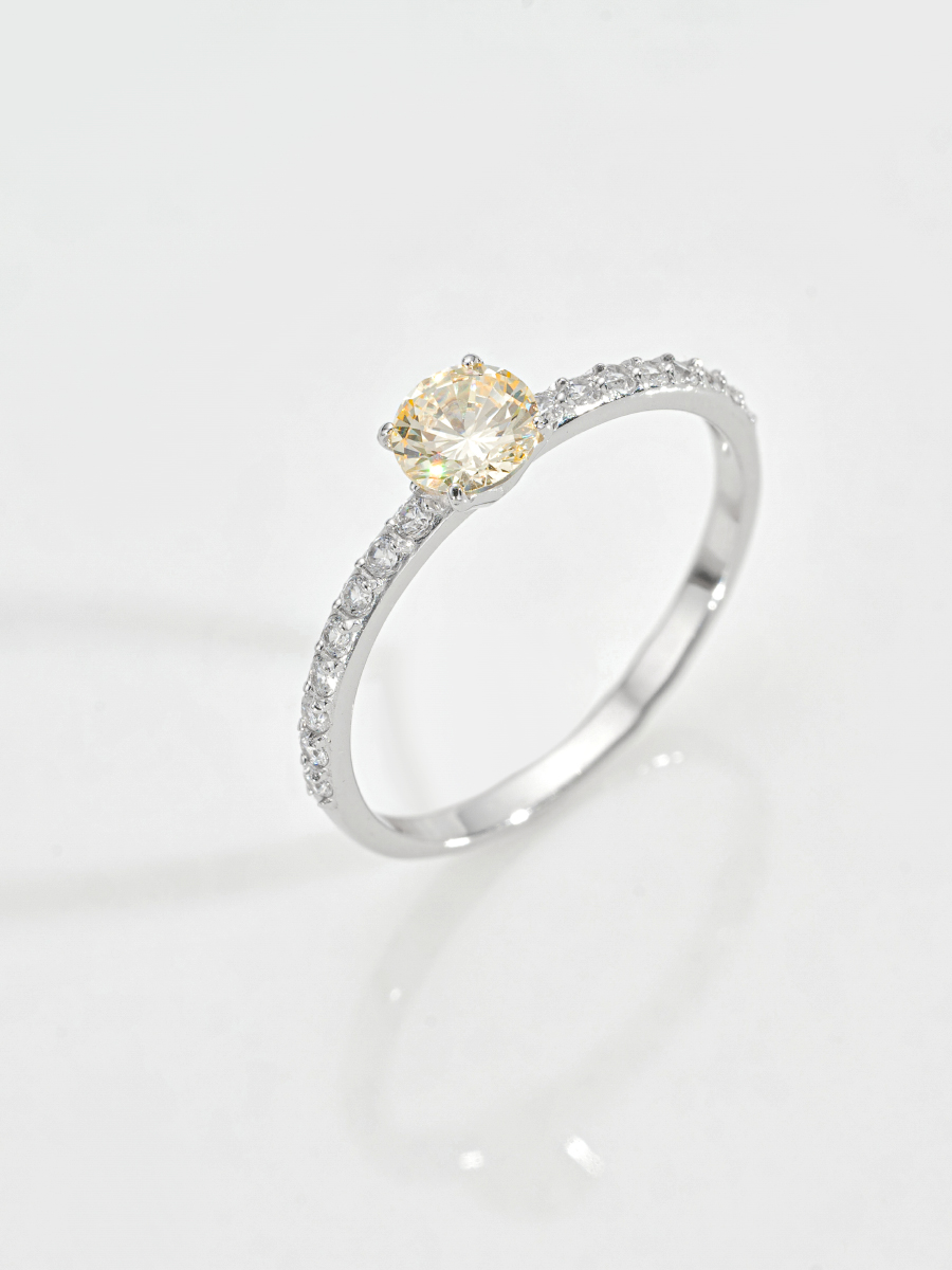 Кольцо из серебра 925 пробы